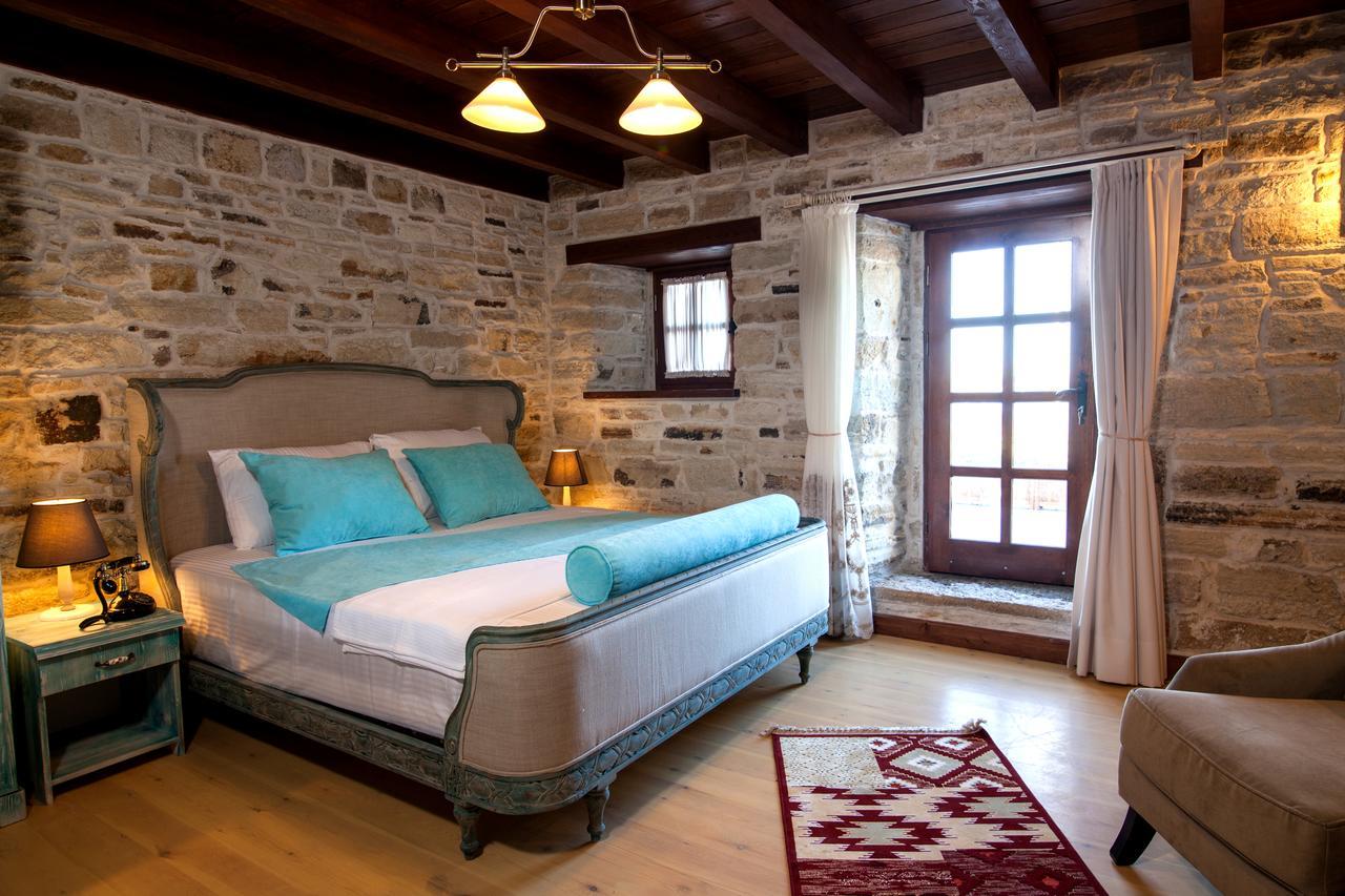 1922 Hotel Yenifoca エクステリア 写真