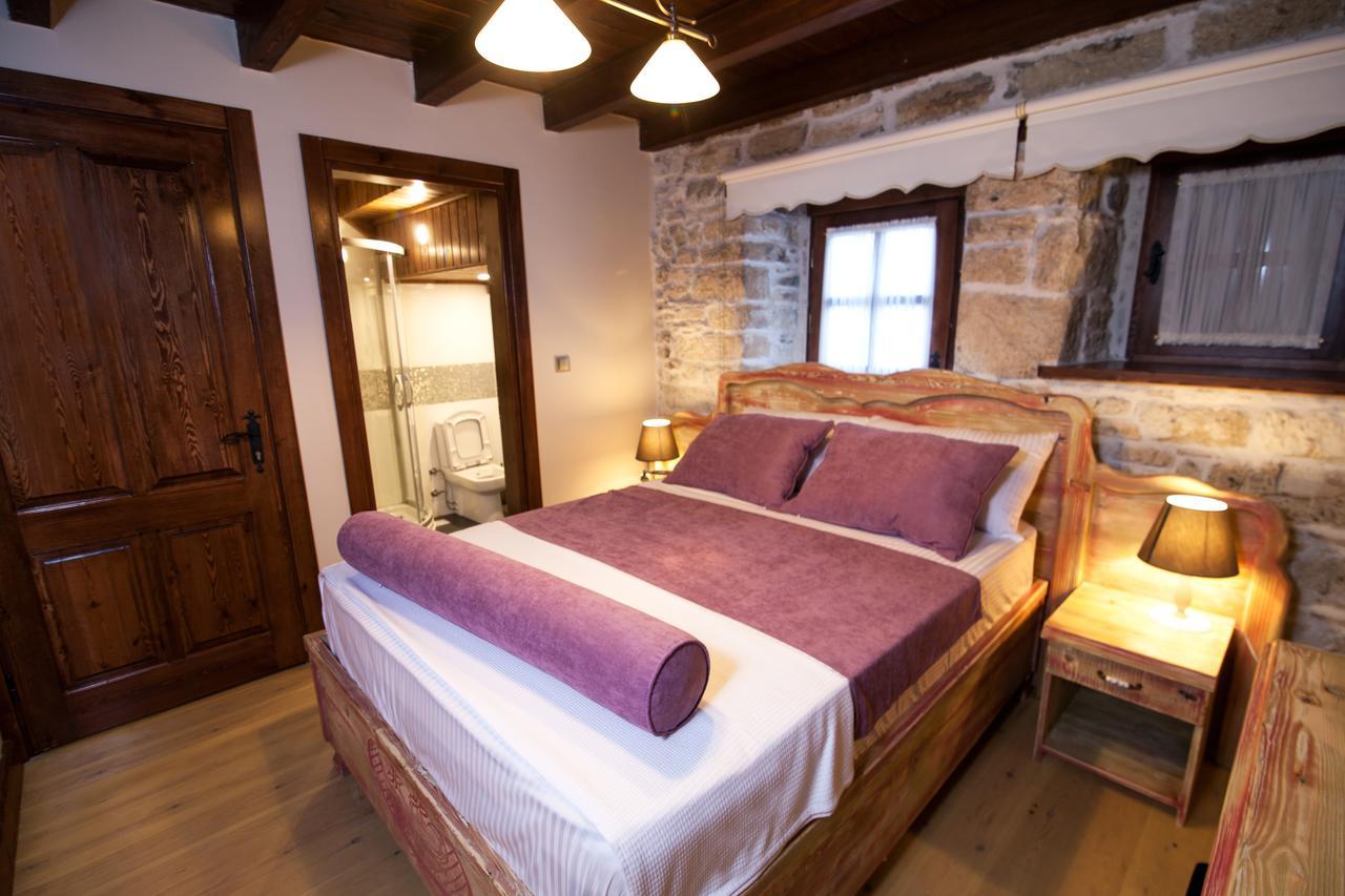 1922 Hotel Yenifoca エクステリア 写真