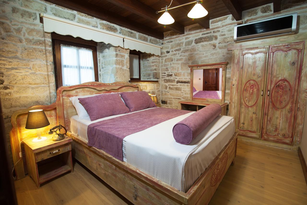 1922 Hotel Yenifoca エクステリア 写真